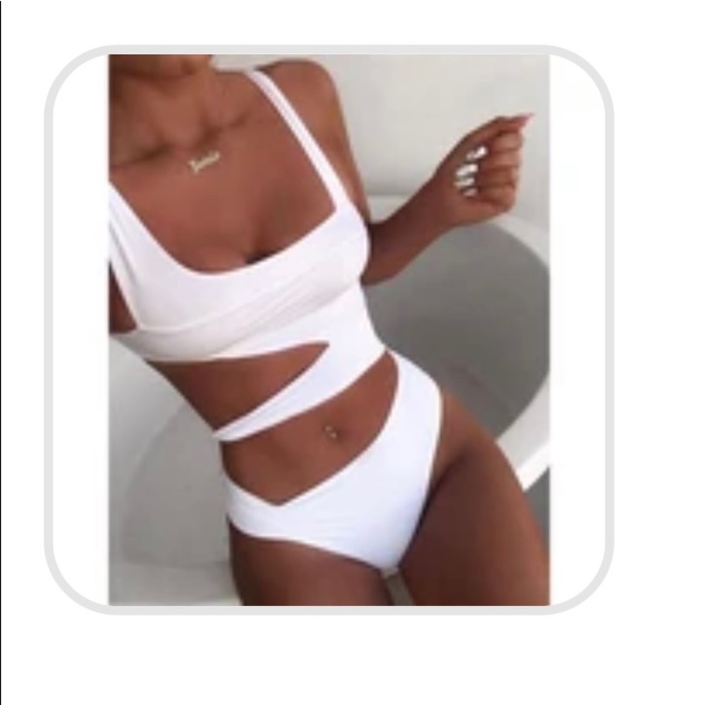 One price swimsuit